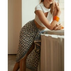 NEW Guadalupe Designs Blue Pareo Chevron Wrap Skirt Size Small